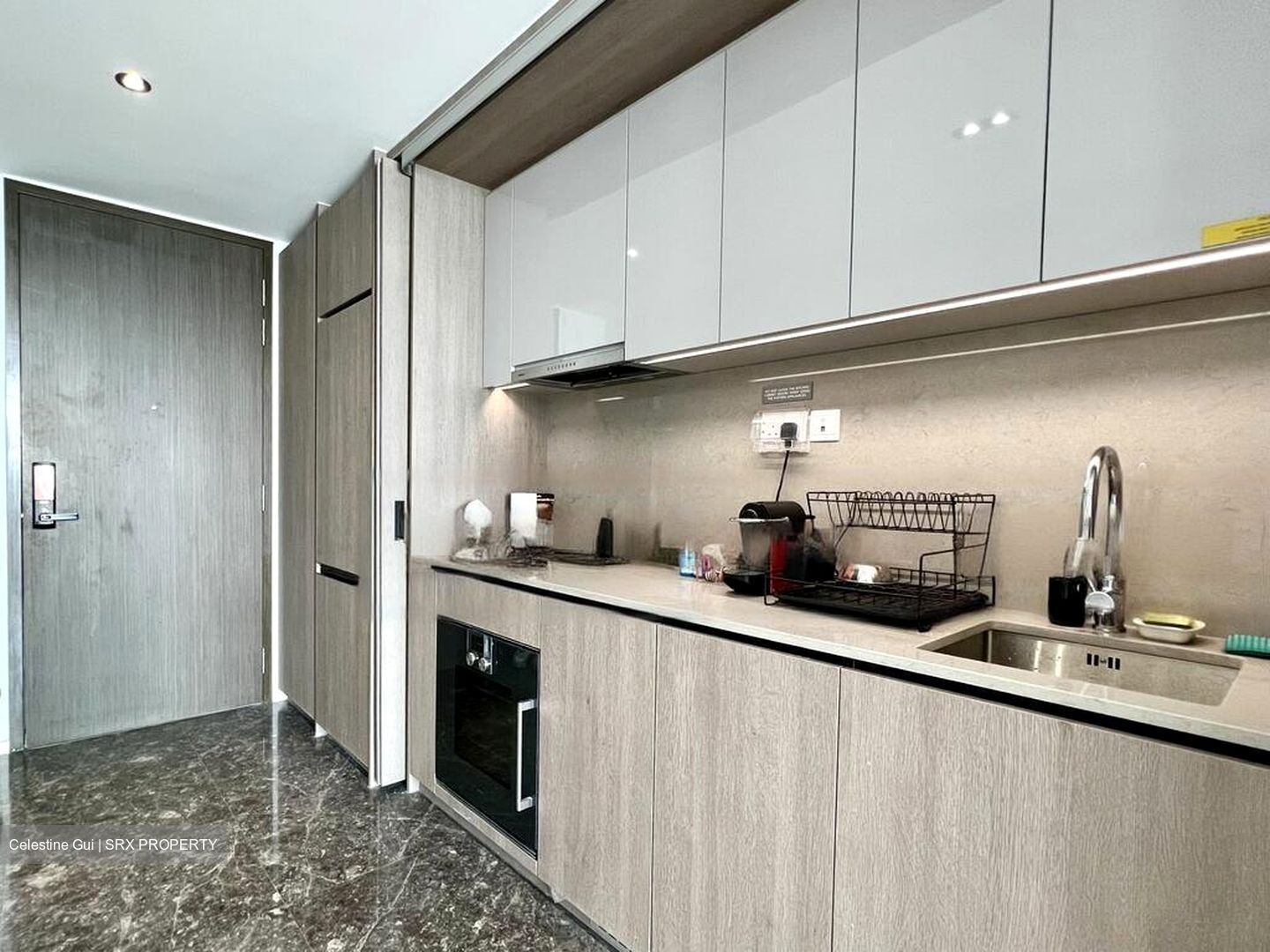 Avenue South Residence (D3), Apartment #458877321